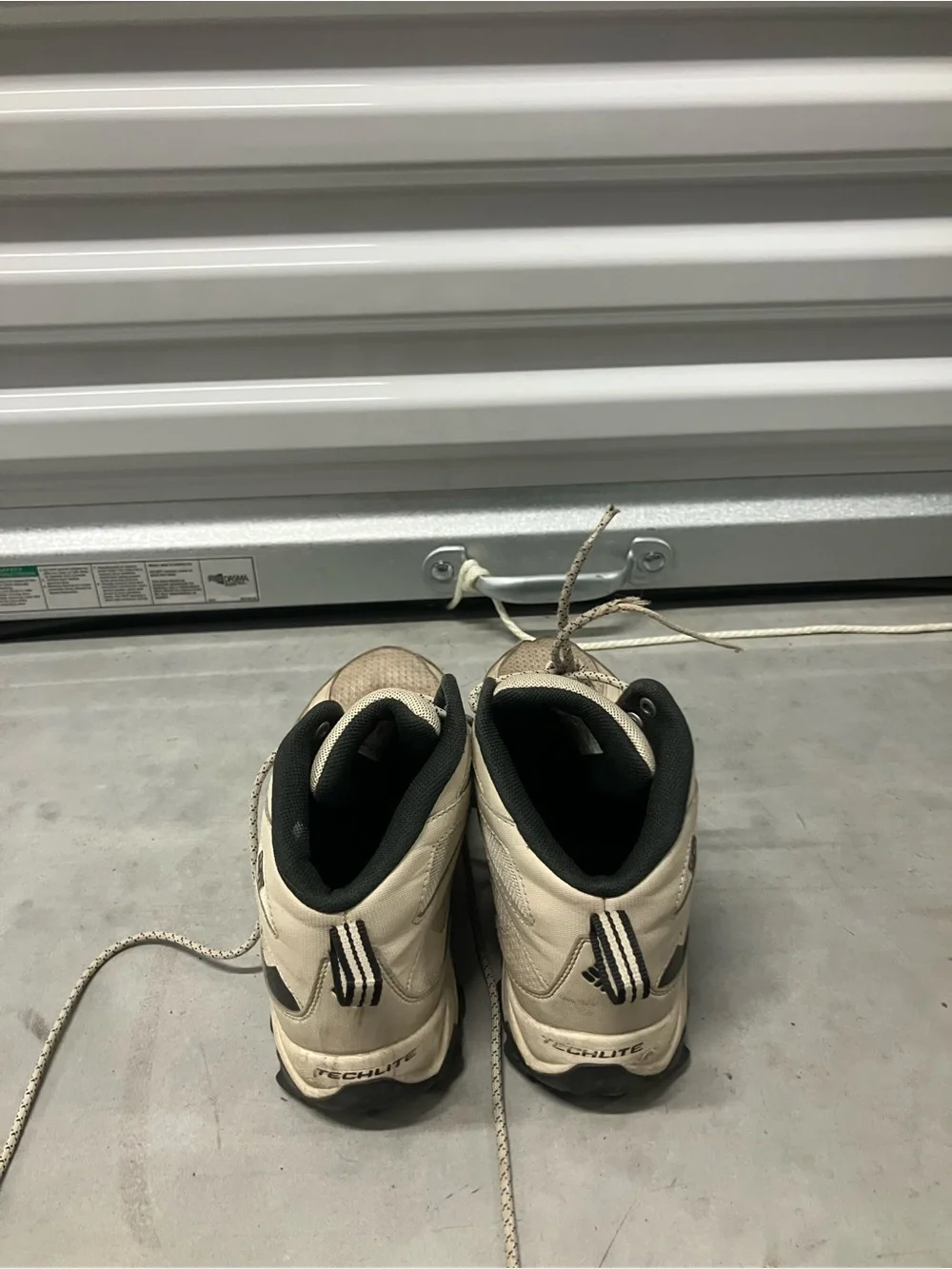 Columbia Hiking Boots size 8 great condition